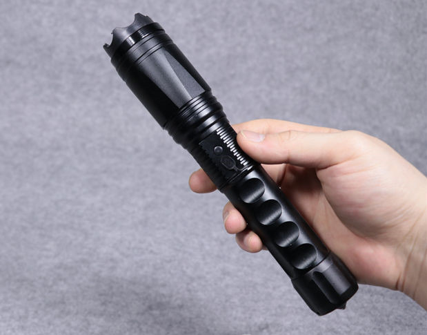 黑鷹X4防身用品效果如何？